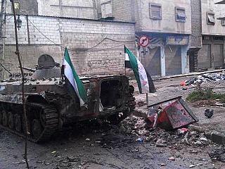 Rebeldes sirios toman un barrio de Homs